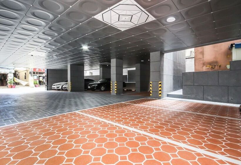 Motelli Jinju Hotel Hot