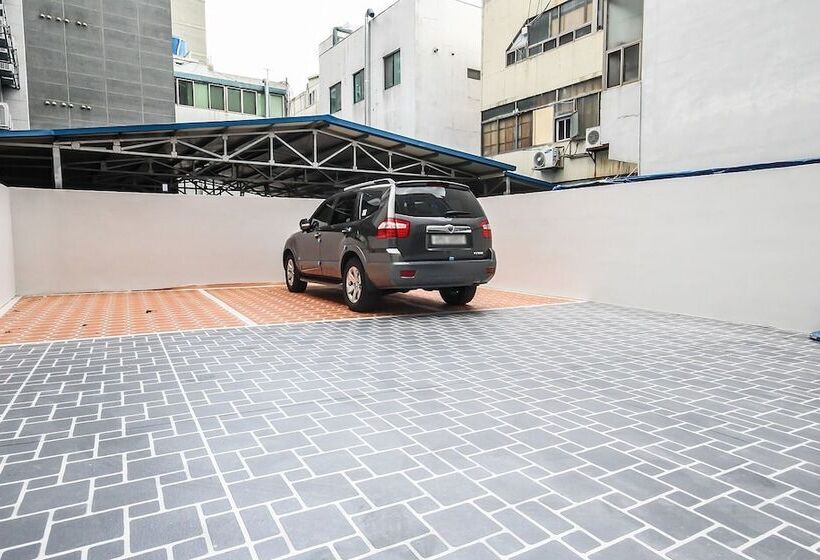 Motelli Jinju Hotel Hot