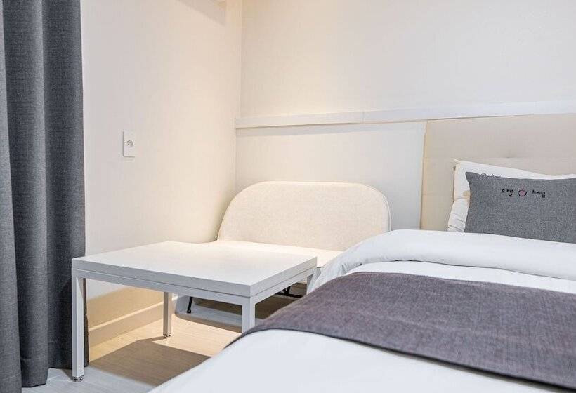 Motel Sokcho Neukkim