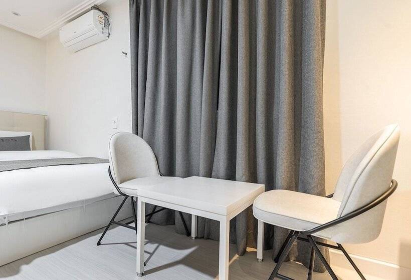 Motel Sokcho Neukkim