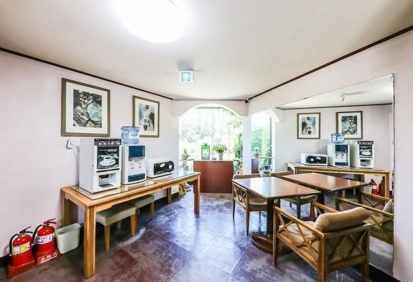 モーテル Taean New World