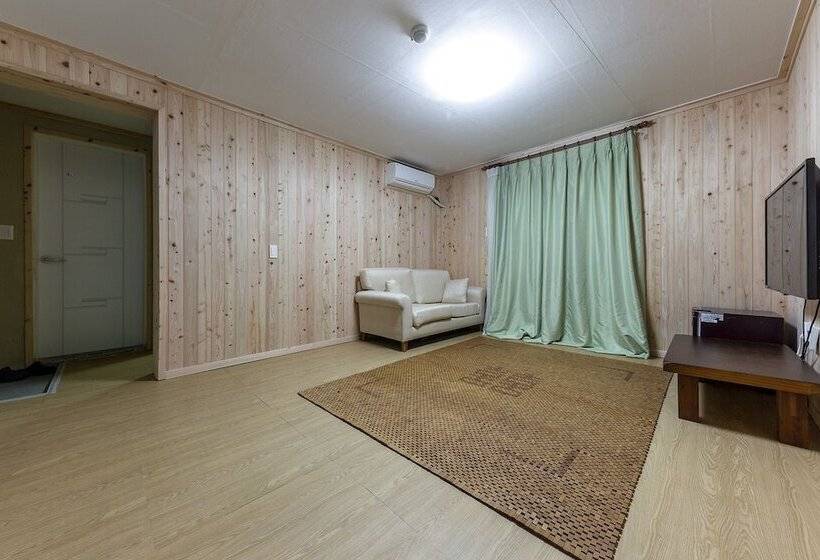 モーテル Taean New World