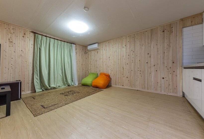 モーテル Taean New World