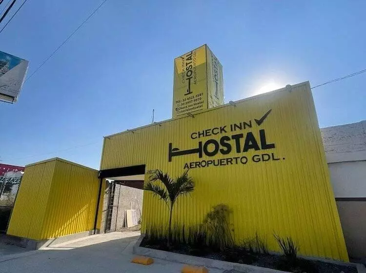 Check Inn Hostal Aeropuerto Gdl   Hostel