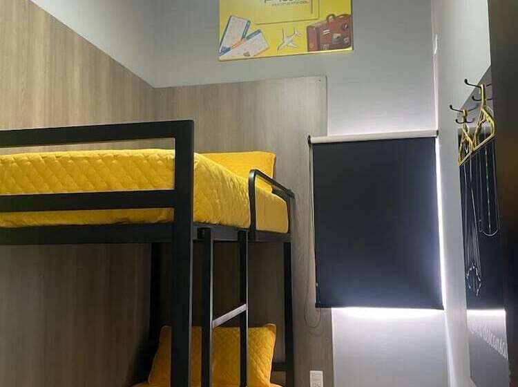 Check Inn Hostal Aeropuerto Gdl   Hostel