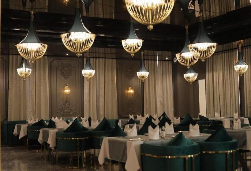 בית מלון כפרי Classic Sapphire Ananta Bundi