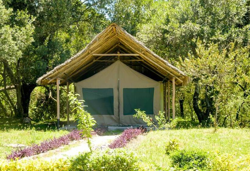 هتل Giraffe Hills Mara Camp