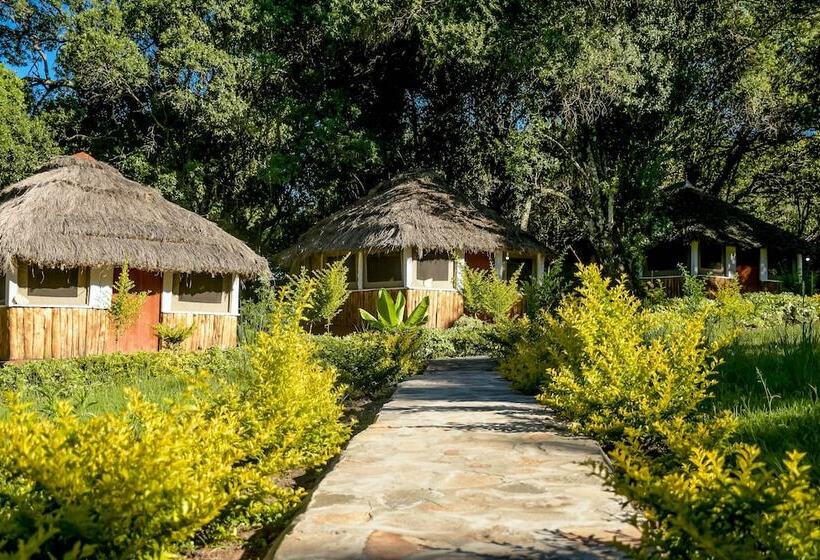 هتل Giraffe Hills Mara Camp