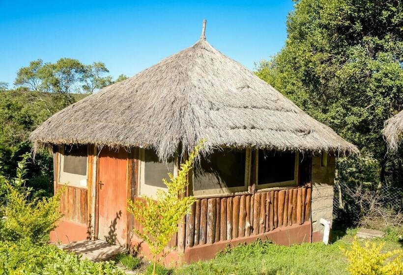 هتل Giraffe Hills Mara Camp