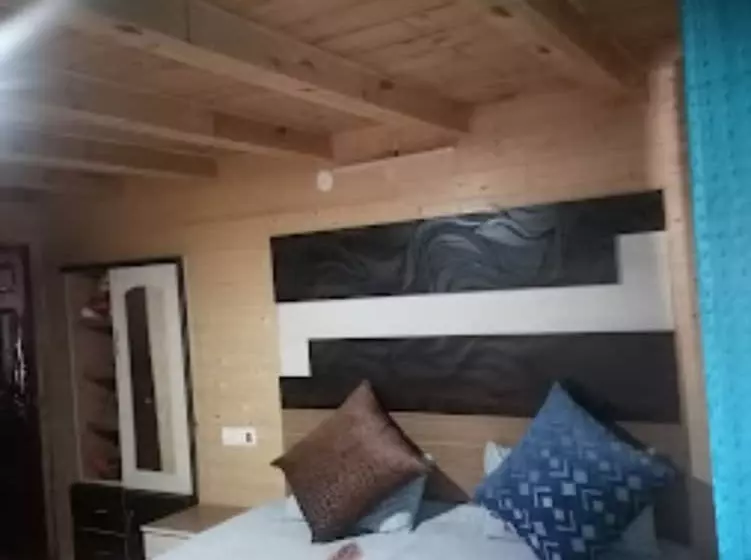 Hotelli Himalayaa Retreat