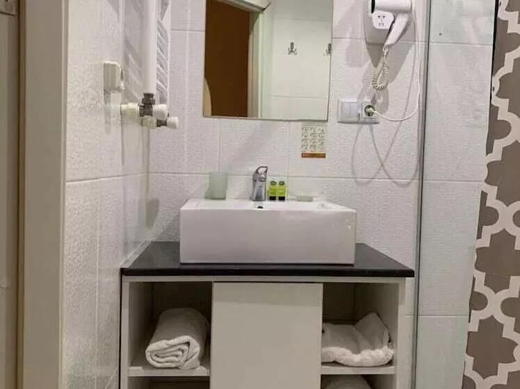 هتل Green Classic