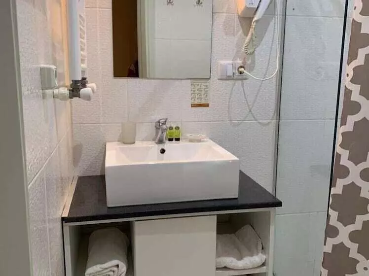 هتل Green Classic