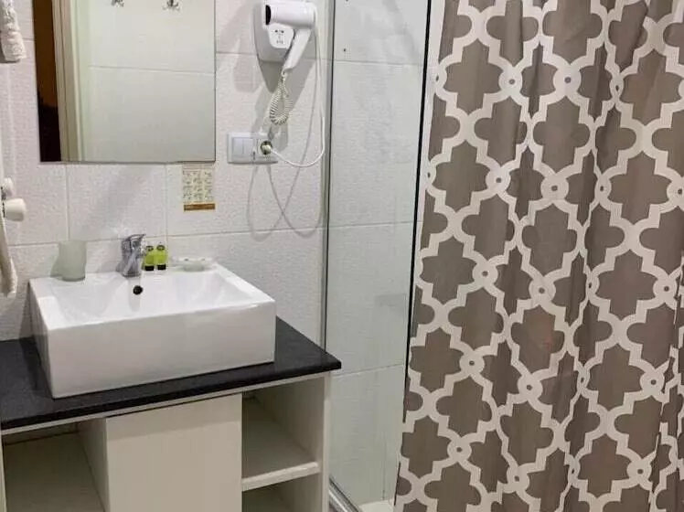 هتل Green Classic