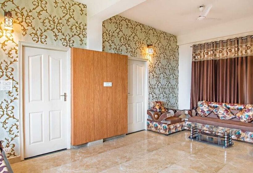 בית מלון כפרי Himalayan Retreat