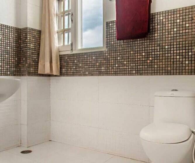 בית מלון כפרי Himalayan Retreat