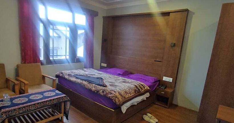 Отель Silver Inn