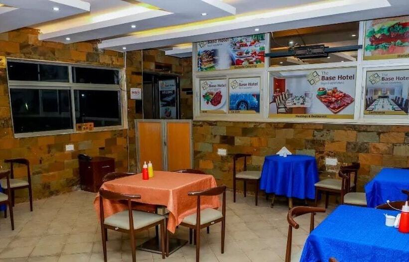 هتل The Base