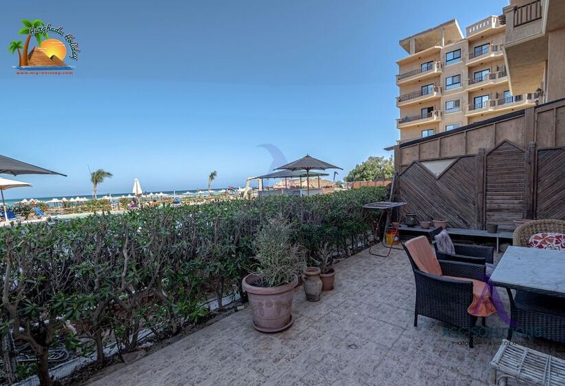 ホテル Turtles Beach Resort