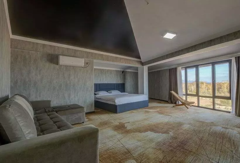 هتل Vzmorie Resort