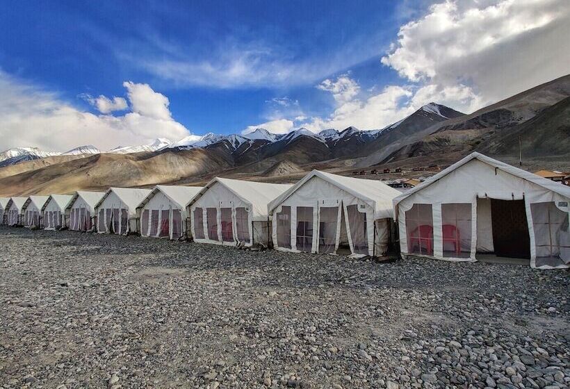 Hôtel World Attic Camp