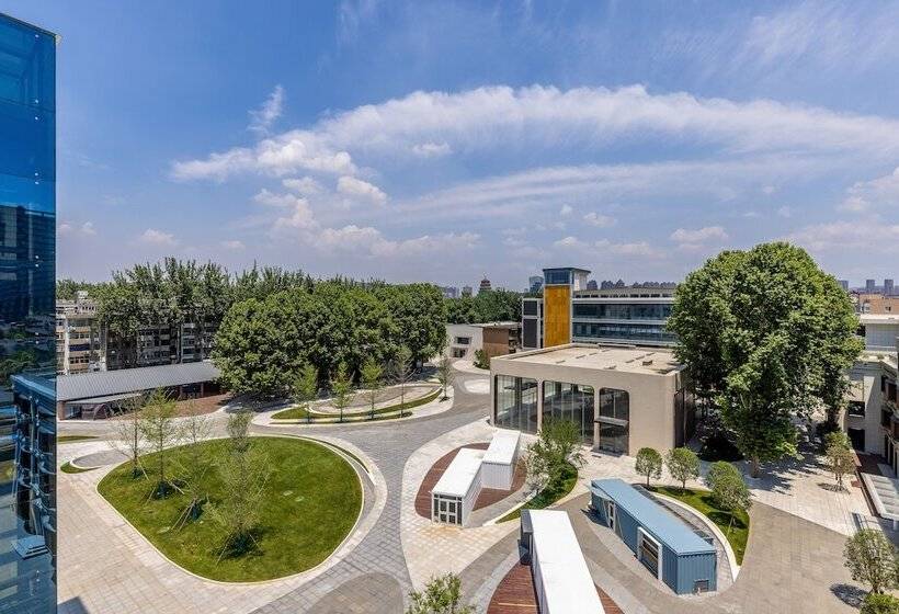 Hotel Xi  An Orange Crystal