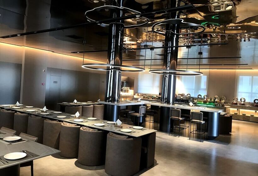 Hotel Xi  An Orange Crystal