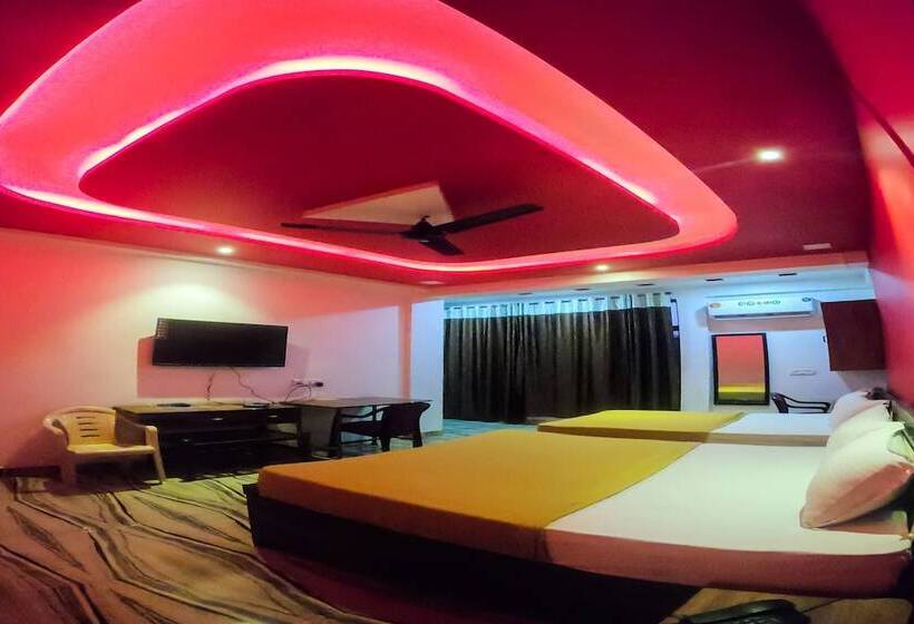 Kings Hotel & Resort