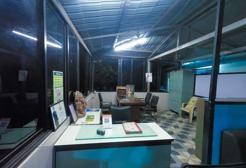 Kings Hotel & Resort