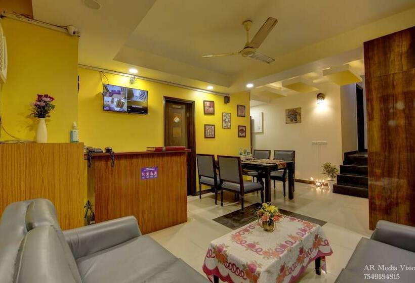 Lime Tree Hotel Greater Kailash