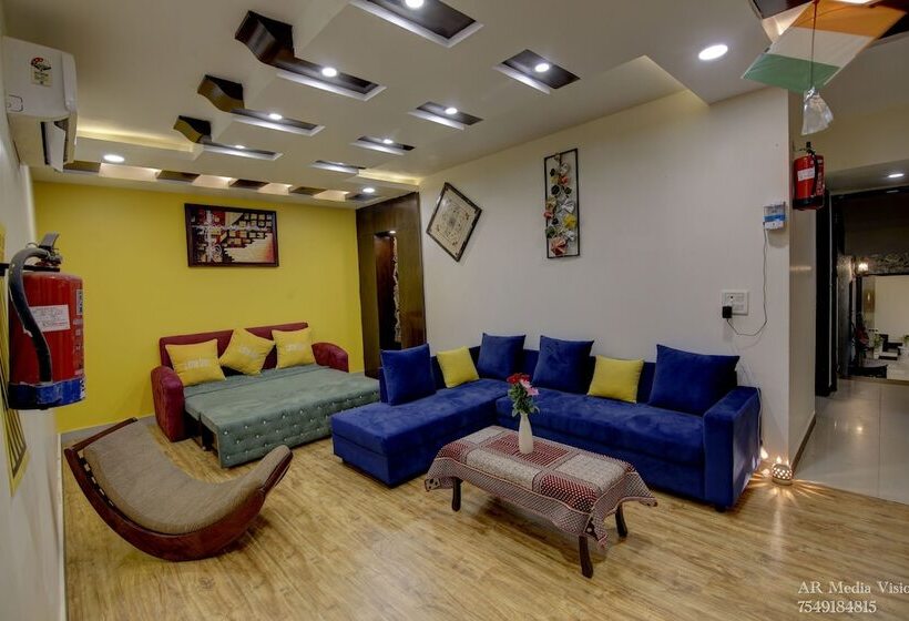 Lime Tree Hotel Greater Kailash