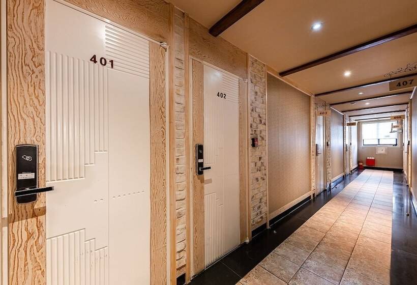 Motel Cheongju Yongamdong Time