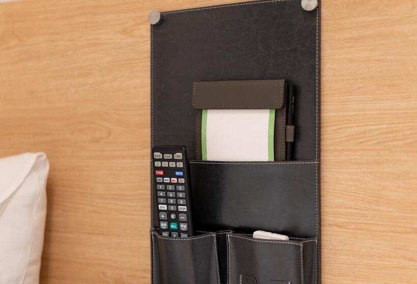 Motel Dongtan Station Obut