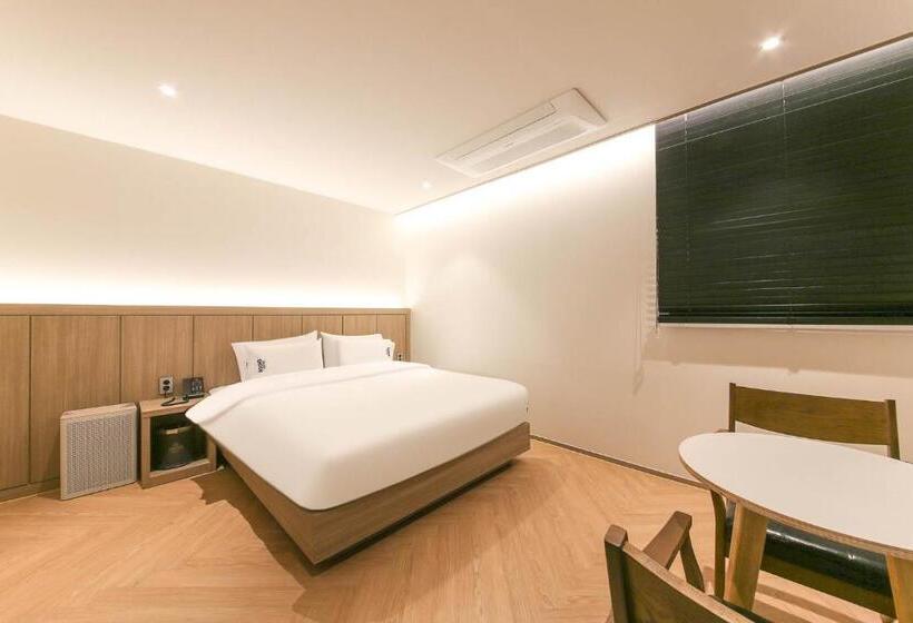 Motel Hound Hotel Jeonju Deokjin