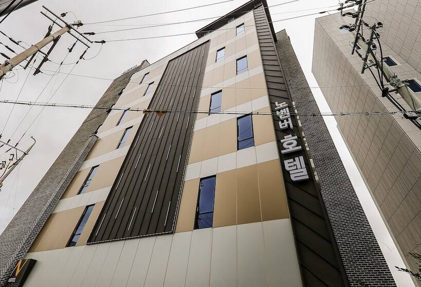 Motel Seosan November