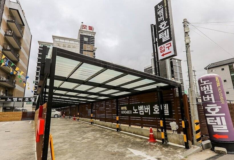 Motel Seosan November