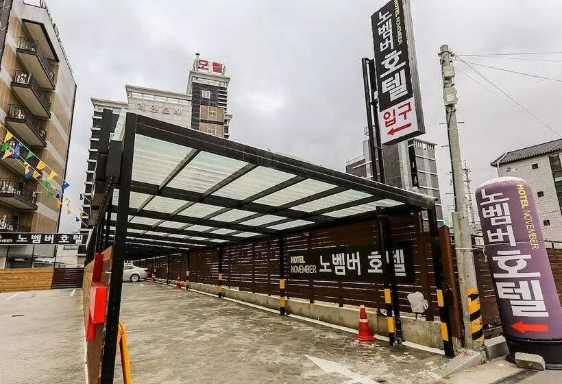 Motelli Seosan November