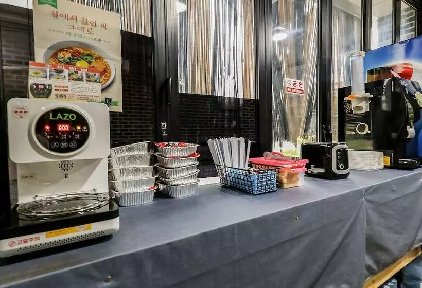 Motelli Seosan November