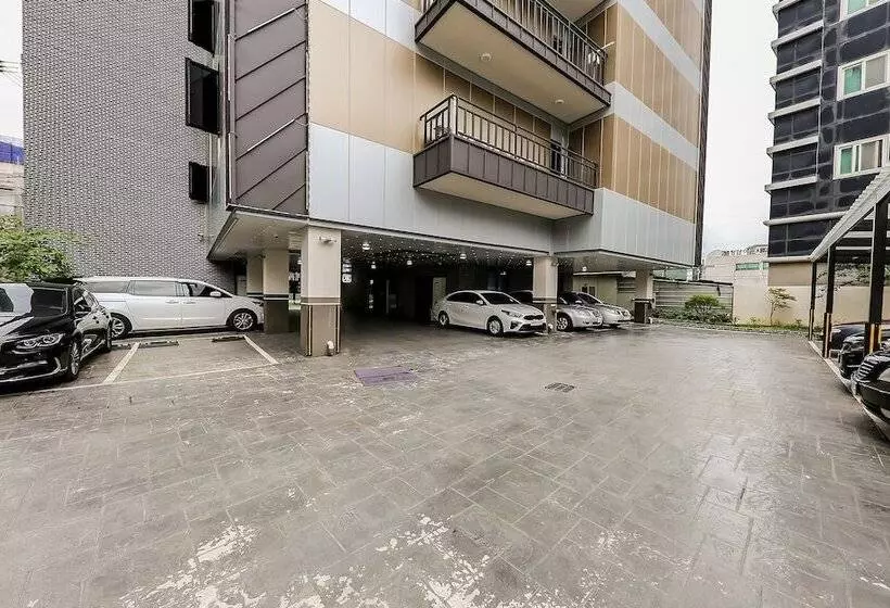 Motelli Seosan November