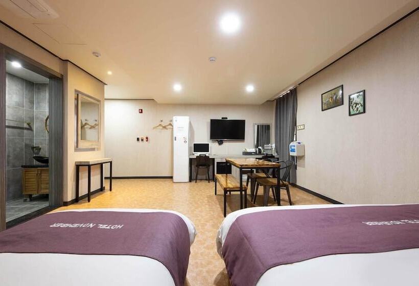 Motel Seosan November