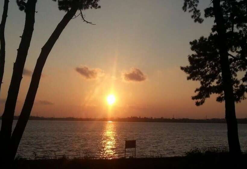 Muan Tommeori Resort Pension