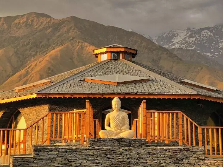 リゾートホテル Osho Himalayas