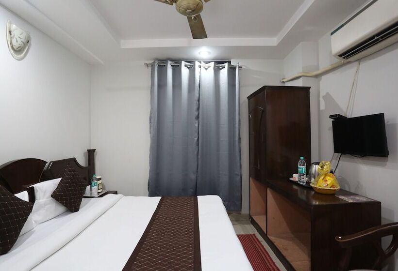 Revking At Hotel Riverview