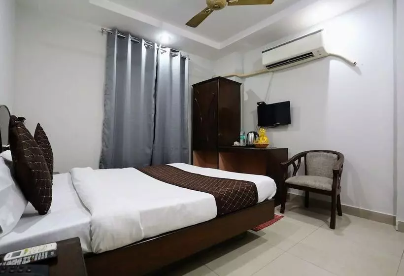 Revking At Hotel Riverview