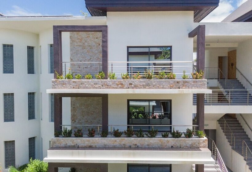 Royal Andilana Resort & Spa