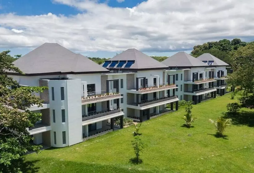 Royal Andilana Resort & Spa