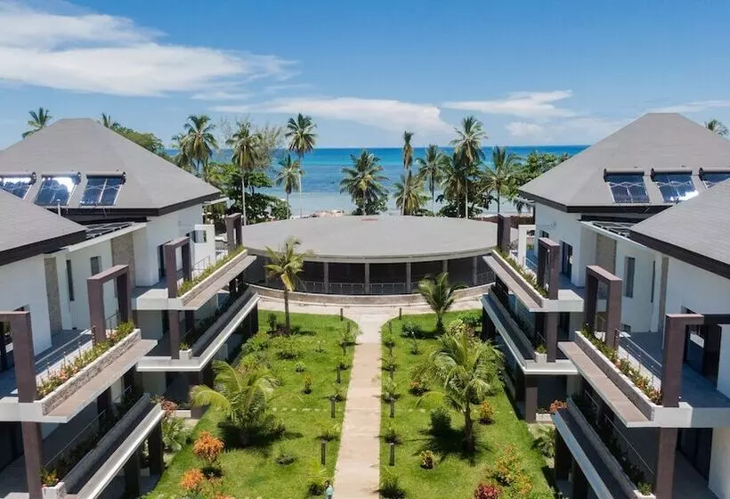 Royal Andilana Resort & Spa