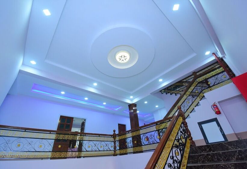 Royal Palace Hotel   Magway