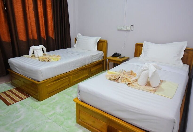 Royal Palace Hotel   Magway