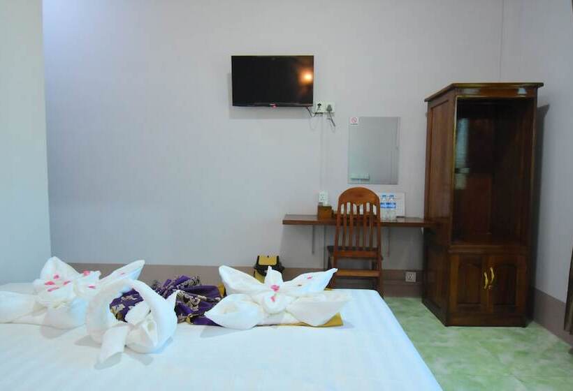 Royal Palace Hotel   Magway