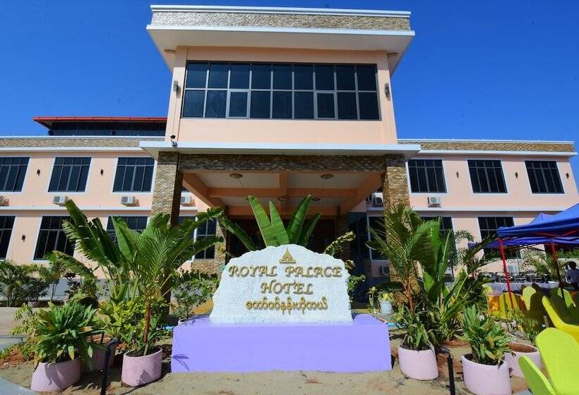 Royal Palace Hotel   Magway